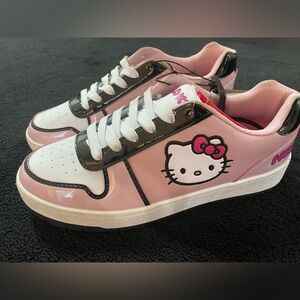 Hello Kitty Women’s sz 9 Sneakers NEW w/ tags.